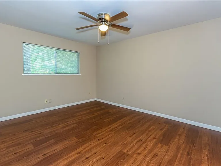 2502 Trailside Dr #B — Photo 15