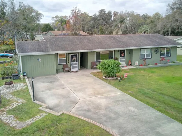 18504 Amber Dr, Lutz, FL 33549