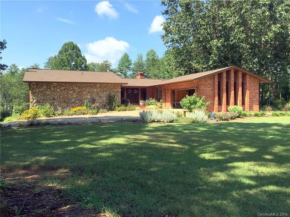 1st image of 102 Doris Ct #49-50