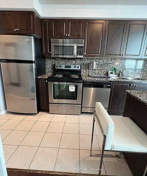 215 Fort York Blvd S #2903 — Photo 12
