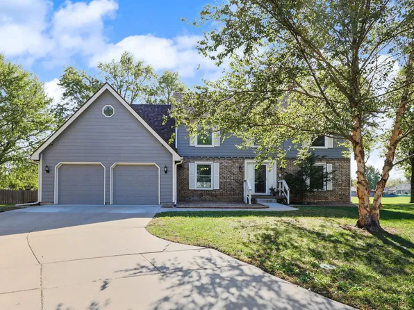 2420 N Winstead Cir, Wichita, KS 67226