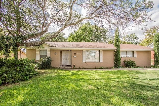 1st image of 3016 Laredo Dr