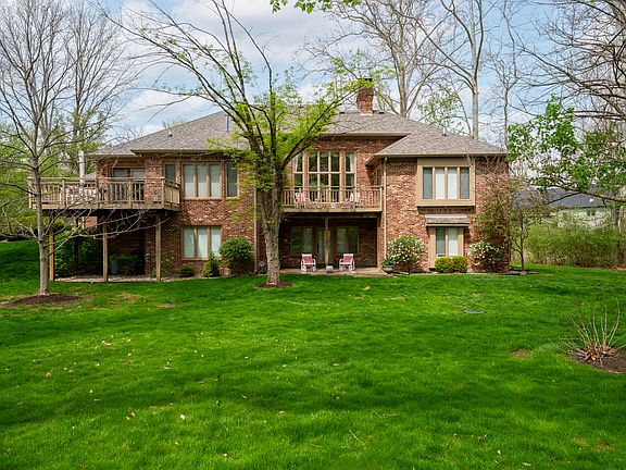 5th image of 204 S Creedmoor Way