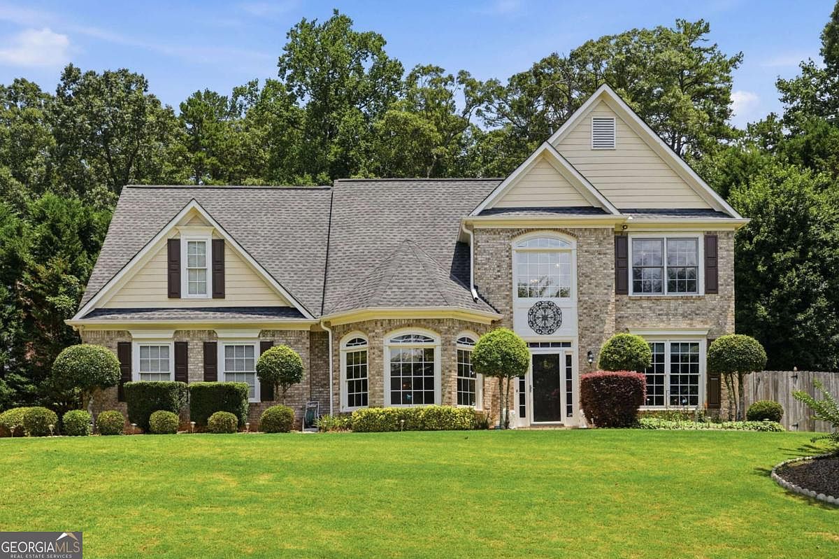 5555 Saddle Tree Ct, Sugar Hill, GA 30518 | Zillow