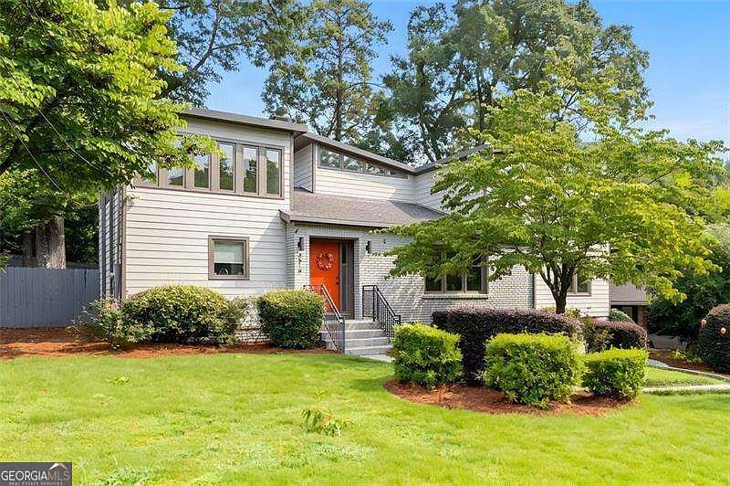 1st image of 3518 Rockhaven Cir NE