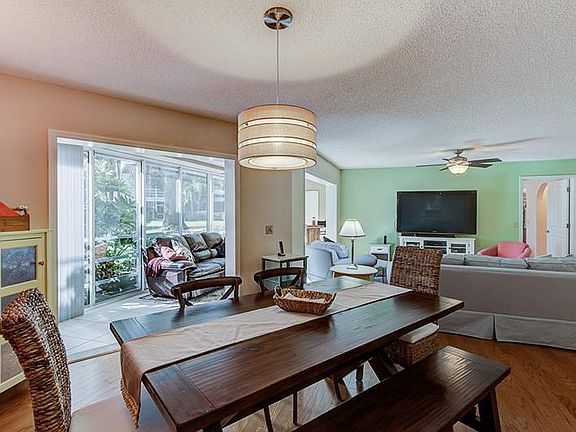 4th image of 6101 34th St W APT 32F