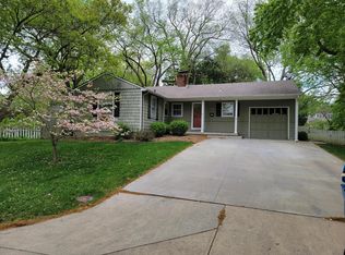 4500 W 71st St, Prairie Village, KS 66208
