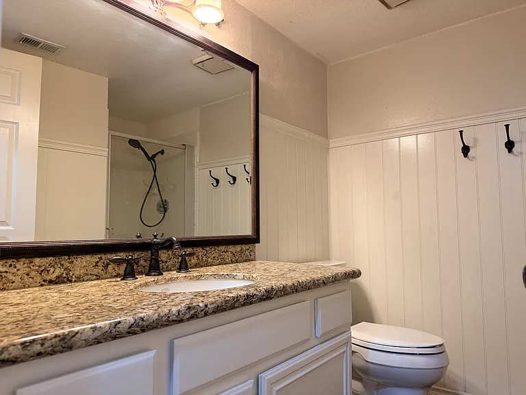 5525 Green Hollow Ln — Photo 11