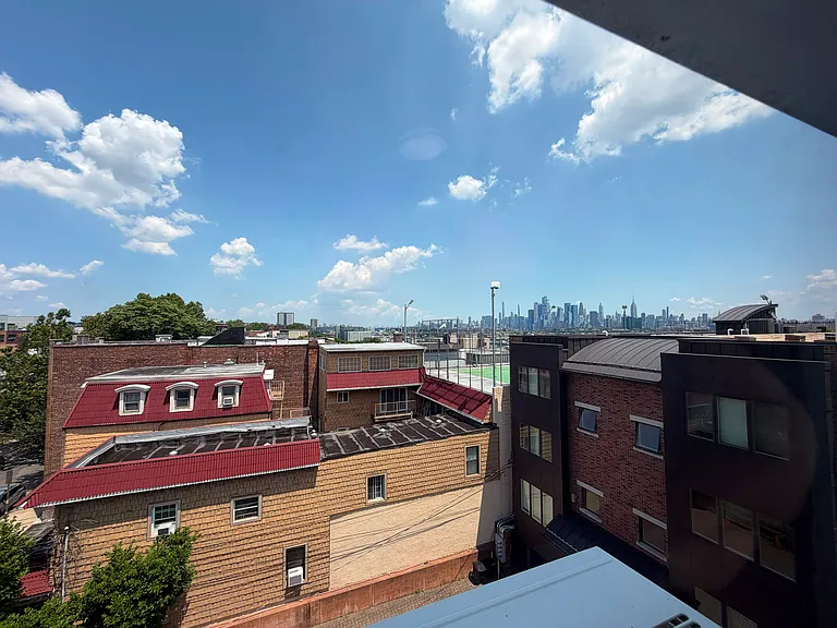 228 Ogden Ave — Photo 10