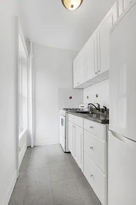 Rented by Cooper & Cooper Real Estate | media 15