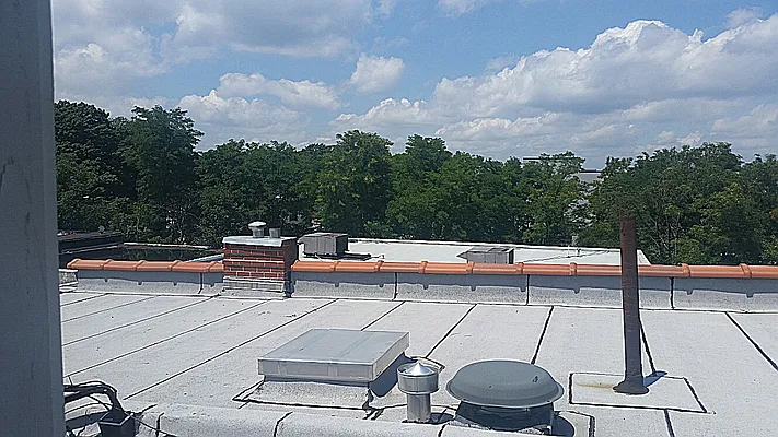 Rented by Edward Gugenheim, LREB | media 12