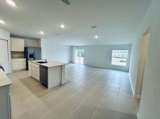 5056 Barnet Dr, Davenport, FL 33837