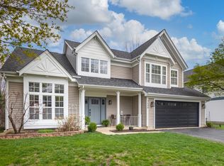 3648 Gatewood Ln, Aurora, IL