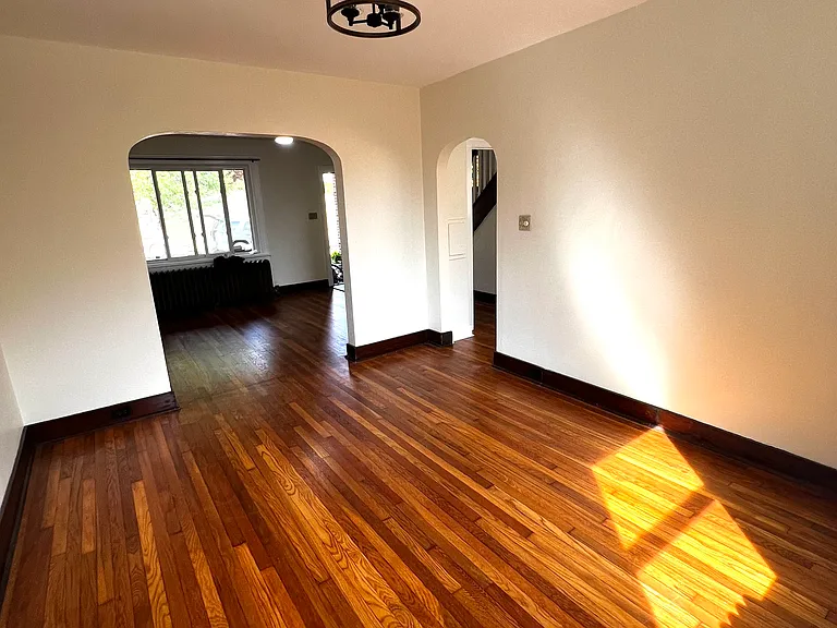 1228 Milan Ave — Photo 9