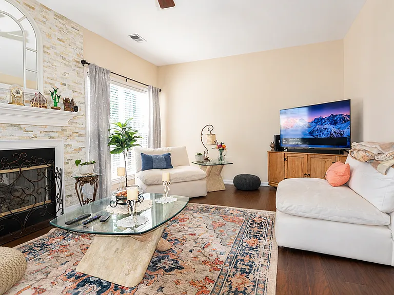 15700 Beckley Hills Dr — Photo 6