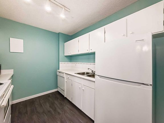 5th image of 4944 Dalton Dr NW #1012