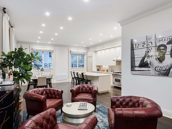 5th image of 104 Charlton St #1/2E