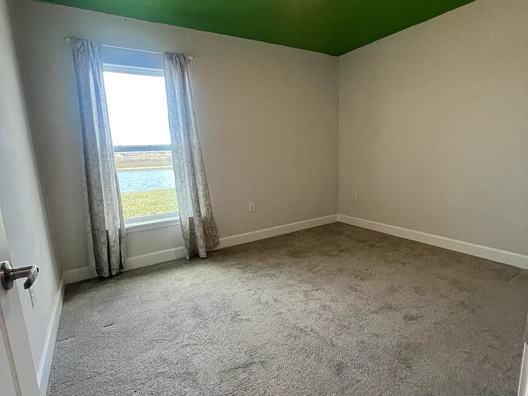 1843 Middlebury Dr SE — Photo 14