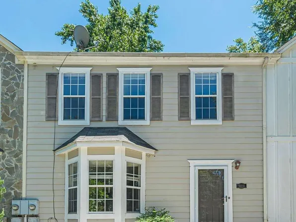 6612 Meadow Rue Dr, Peachtree Corners, GA 30092