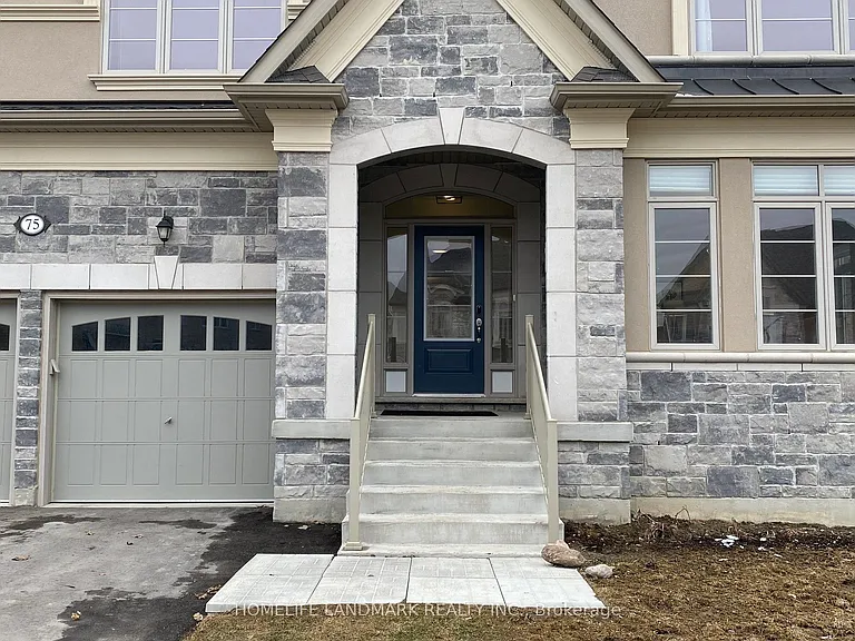 75 Mitchell Pl — Photo 2