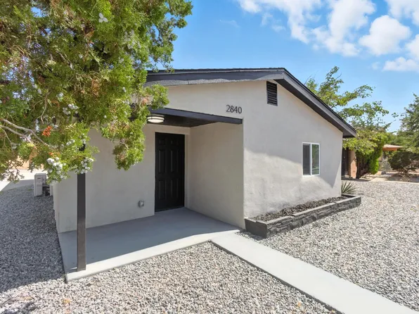 2840 John St SE, Albuquerque, NM 87102