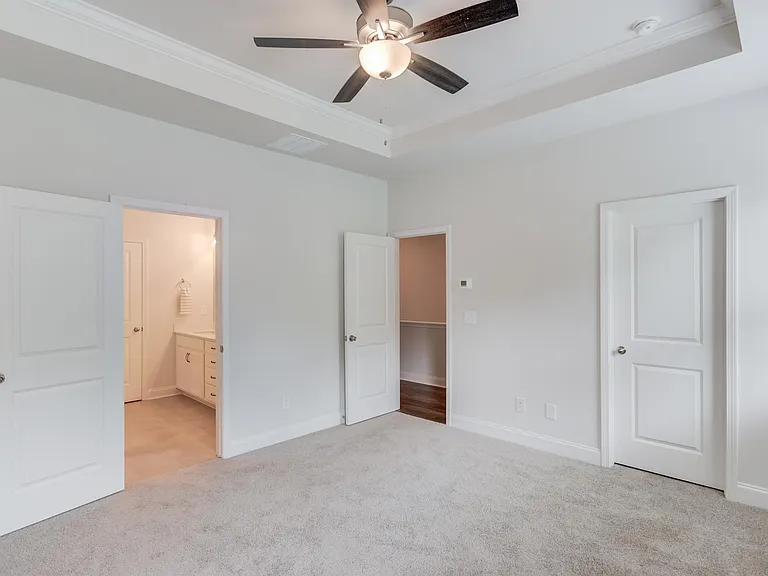 1290 Ainsworth Aly #1 — Photo 22