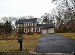 9 Cambridge Dr, Ocean View, NJ 08230