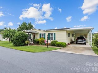 39 Stephanie Ln #13, Hendersonville, NC 28792