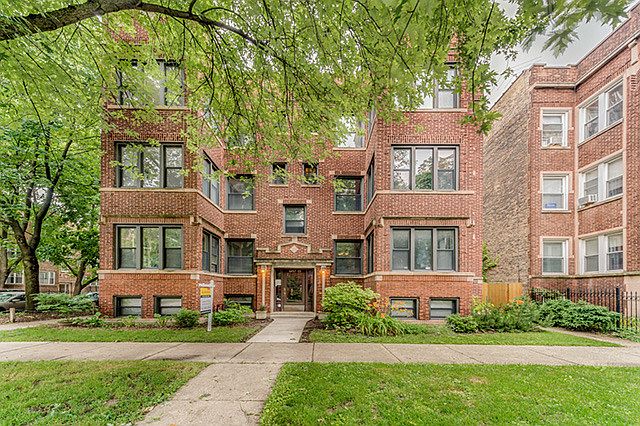 1st image of 6455 N Bosworth Ave #1