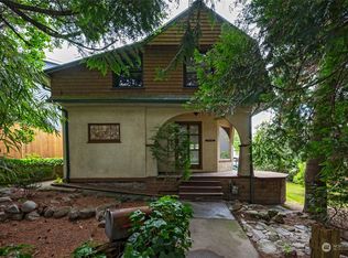 2139 N 62nd St, Seattle, WA 98103