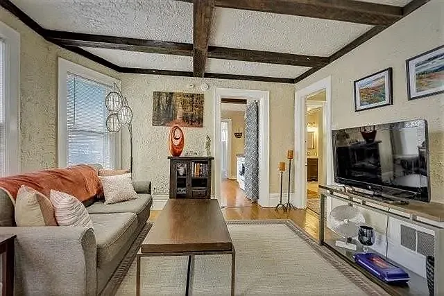214 S Henry St #2 — Photo 3