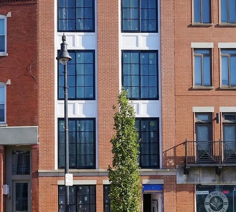 Building Photo 3