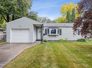322 25th Ave N, Fargo, ND 58102
