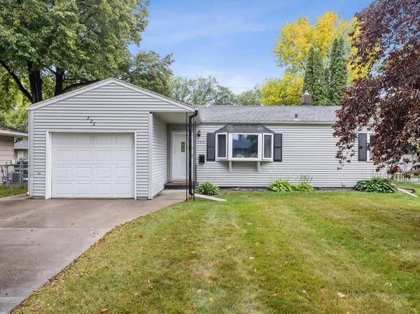322 25th Ave N, Fargo, ND 58102