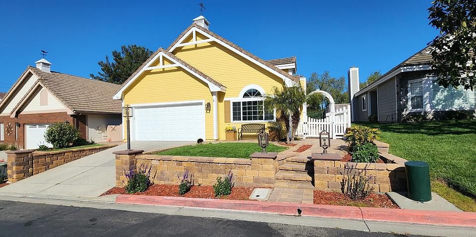 1st image of 951 Rose Arbor Dr