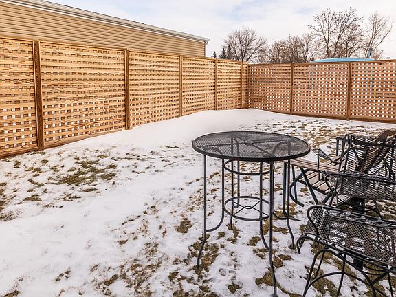 3rd image of 2520 Centennial Rd #618