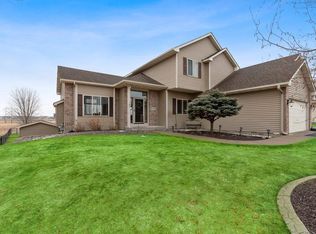 4016 Jason Ave NE, Saint Michael, MN 55376