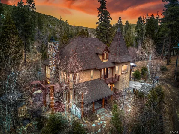 860 Elder Dr, Cedar Glen, CA 92321