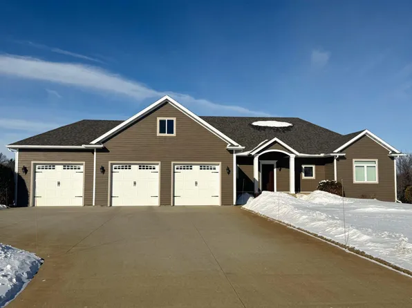2742 Wilderness Ridge Rd SE, Alexandria, MN 56308