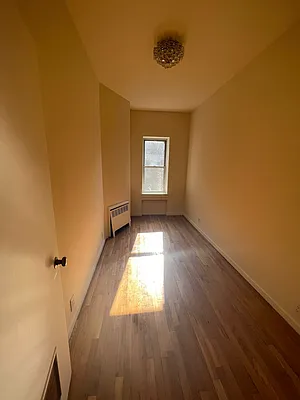 Rented by SERHANT. | media 11