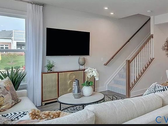 3rd image of 543 Munson Woods Walk Unit A