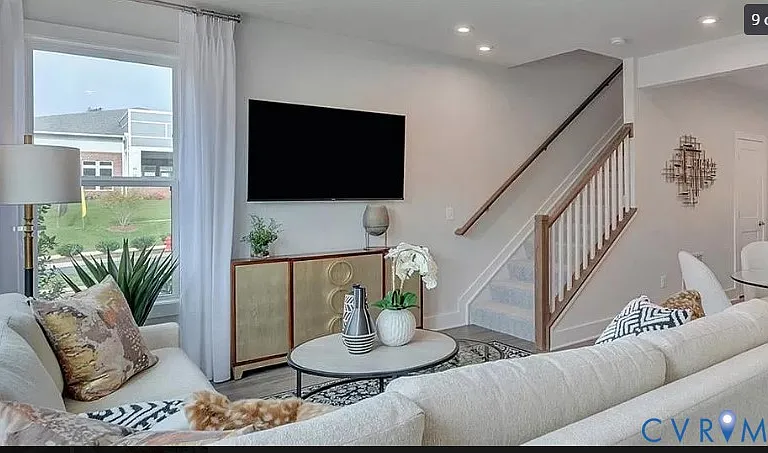 543 Munson Woods Walk #A — Photo 3