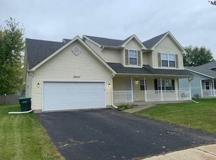26447 W Stonebriar Way, Channahon, IL 60410