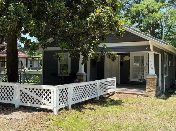 728 McBee St, Malvern, AR 72104