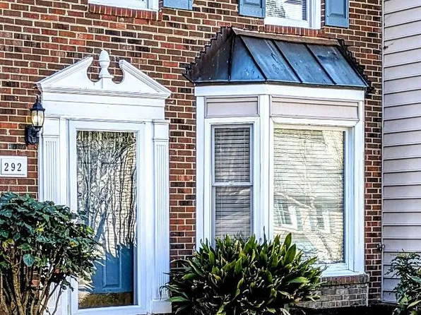 292 Beechtree Dr, Cary, NC 27513