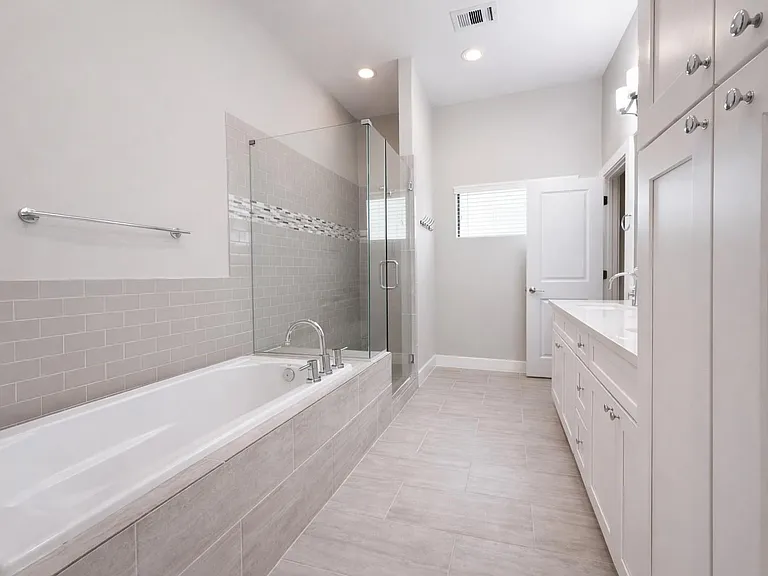 10806 Warwana Rd #C — Photo 24