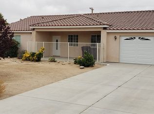 7491 Cherokee Trl, Yucca Valley, CA 92284