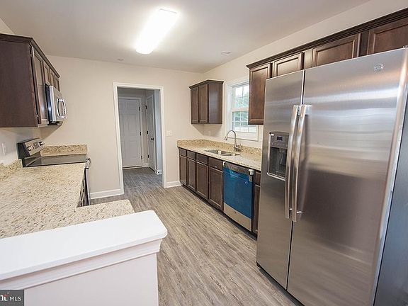 5th image of 103 Belle Ayre Dr
