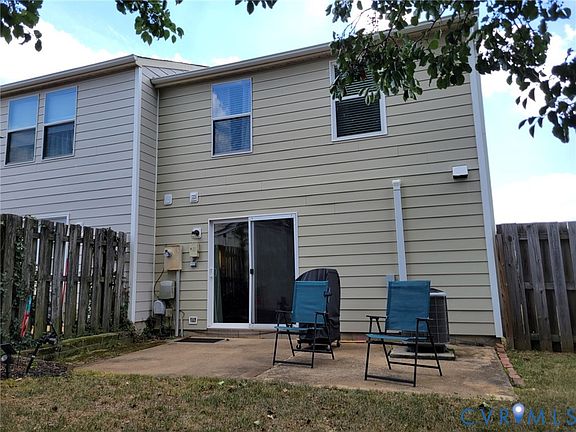 3rd image of 4900 Finnegan Ct