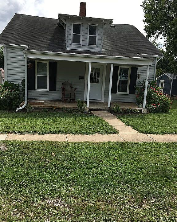 2nd image of 304 N Boundary Ave